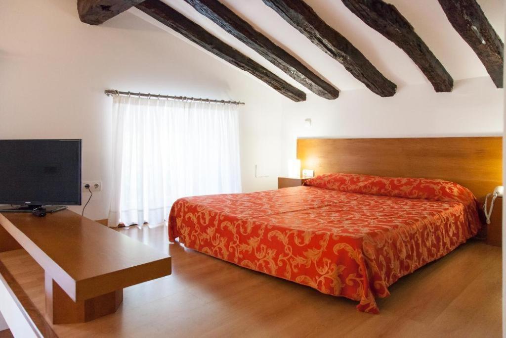 Gastro Hotel La Giraldilla Lierganes Ruang foto