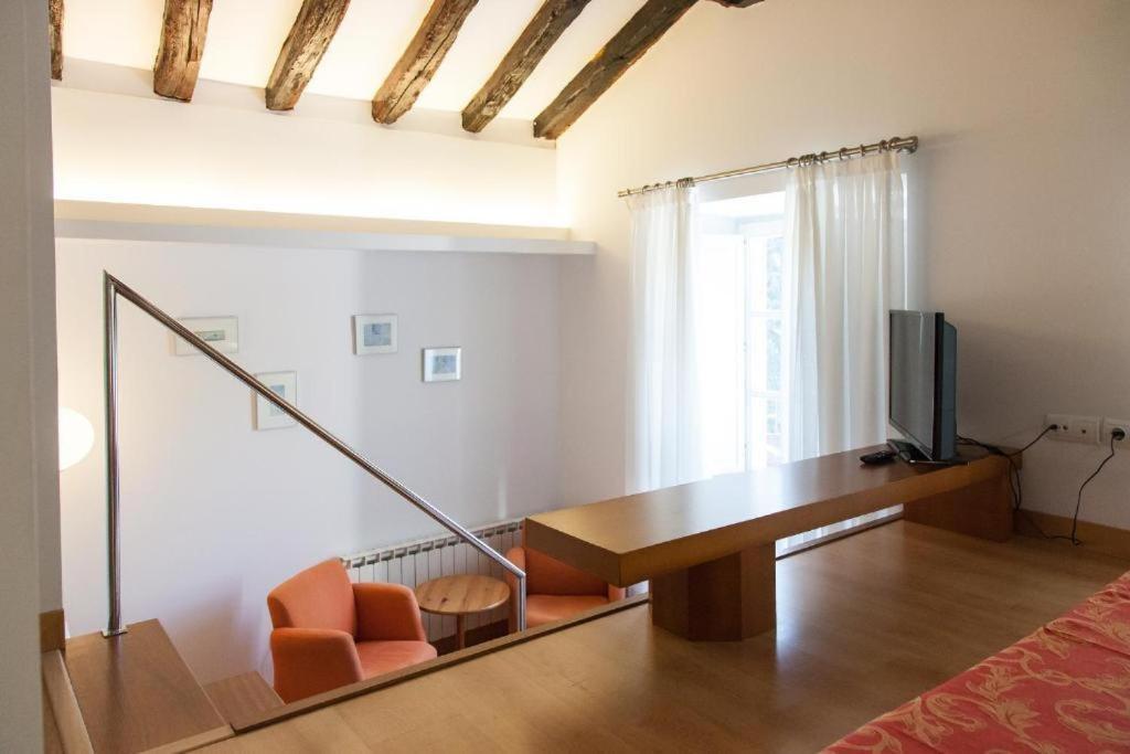 Gastro Hotel La Giraldilla Lierganes Ruang foto