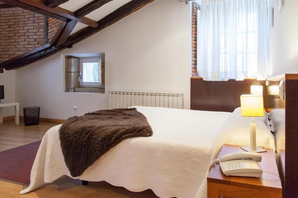 Gastro Hotel La Giraldilla Lierganes Ruang foto