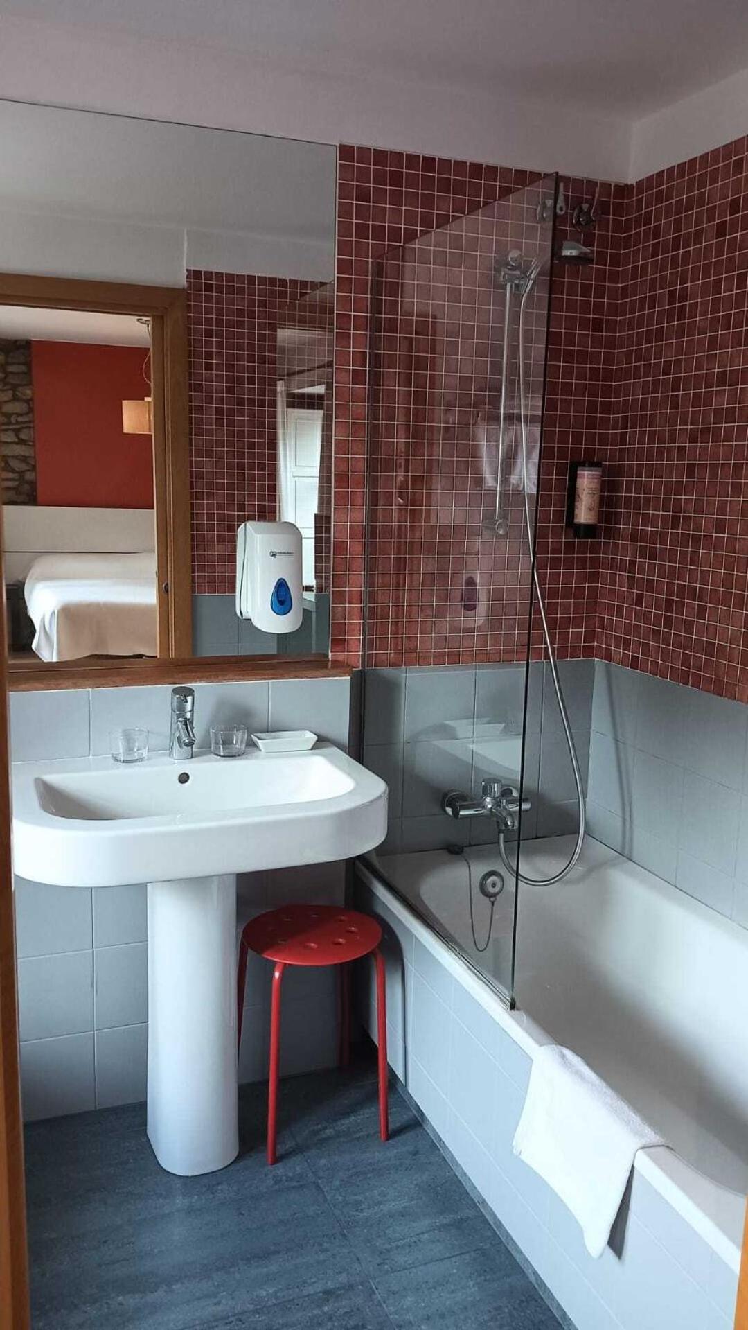 Gastro Hotel La Giraldilla Lierganes Ruang foto